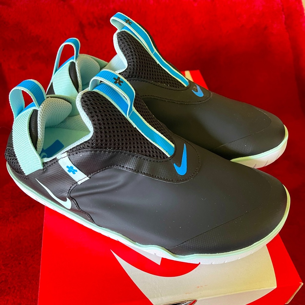 ♥️ NIKE ZOOM PULSE MEDICAL TENNIS SHOES SZ8 ♥️